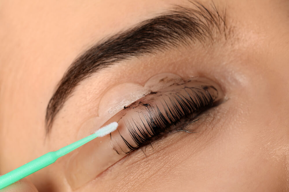 Is Eyelash Tinting Permanent?